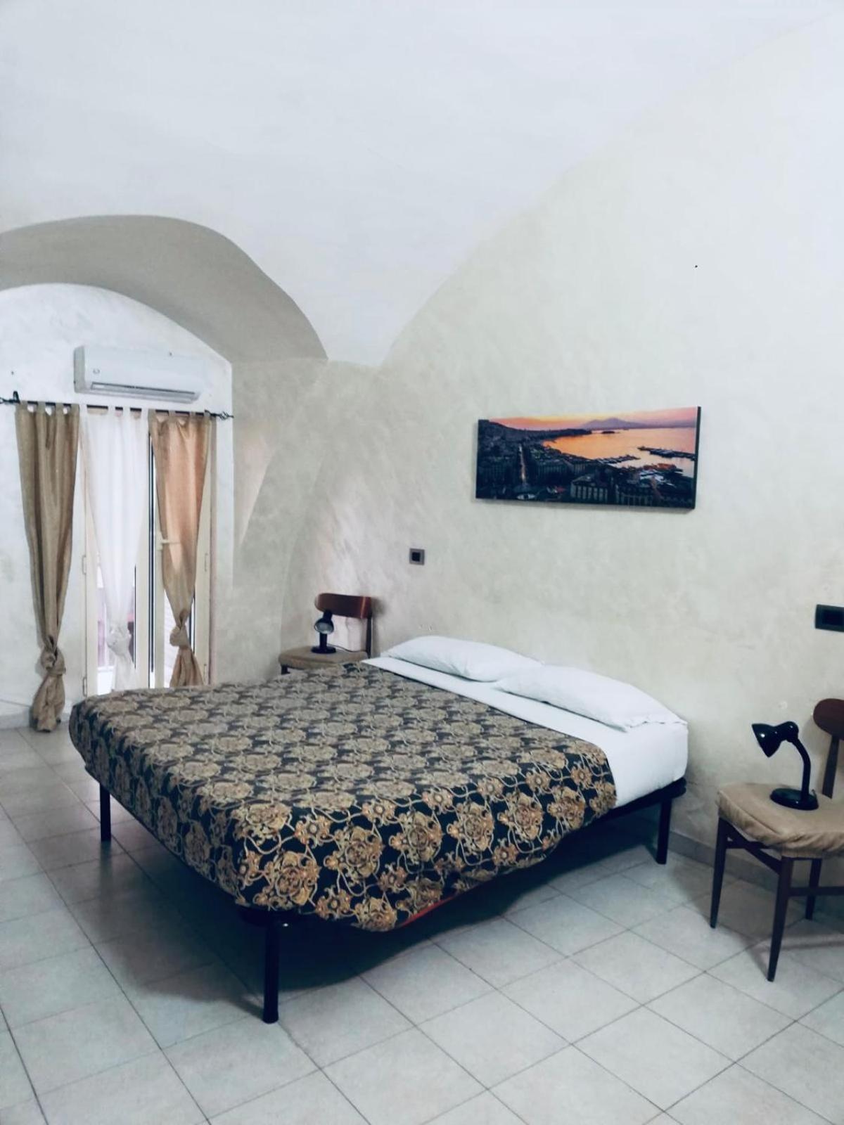 House Romantic Napoli Bagian luar foto